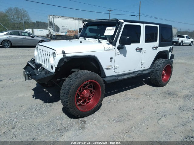 1C4HJWEG9JL921223 Jeep Wrangler Jk Unlimited Sahara 4x4