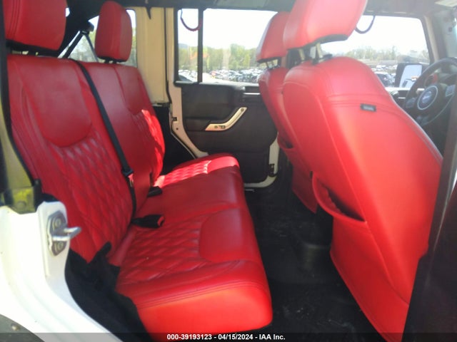 1C4HJWEG9JL921223 Jeep Wrangler Jk Unlimited Sahara 4x4