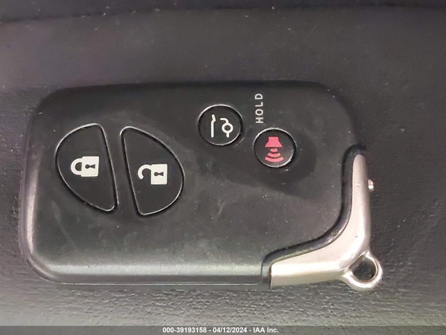 Lexus 460 2016 JTJBM7FX8G5146926 Image 11