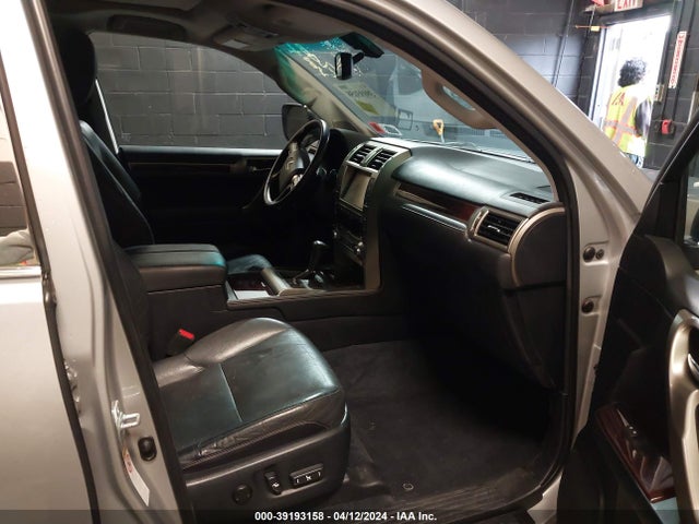Lexus 460 2016 JTJBM7FX8G5146926 Image 5
