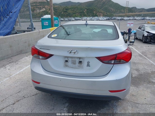 Hyundai ELANTRA SE 2015 5NPDH4AE4FH581090 Image 16