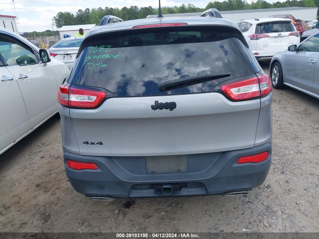 1C4PJMAS8HW601944 Jeep Cherokee Altitude 4x4