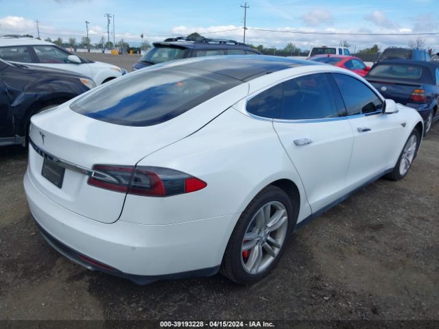 5YJSA1H16EFP40444 Tesla Model S P85