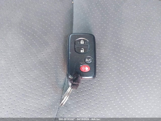 Toyota PRIUS PLUG-IN 2015 JTDKN3DP9F3070459 Image 11