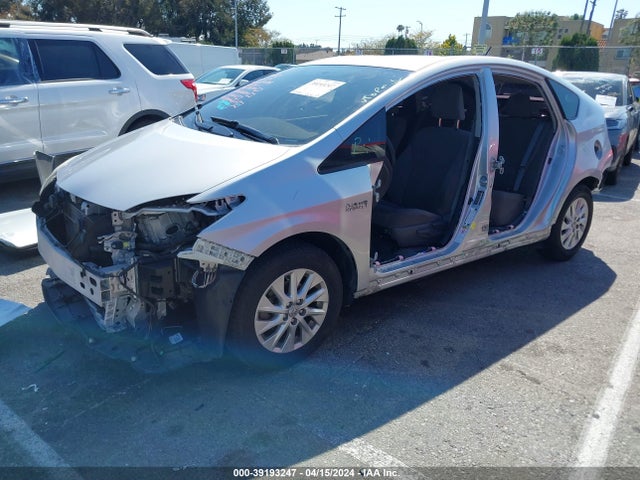 Toyota PRIUS PLUG-IN 2015 JTDKN3DP9F3070459 Image 2