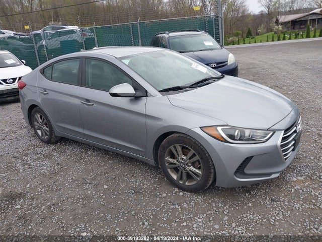 2017 5NPD84LF2HH145203 main image