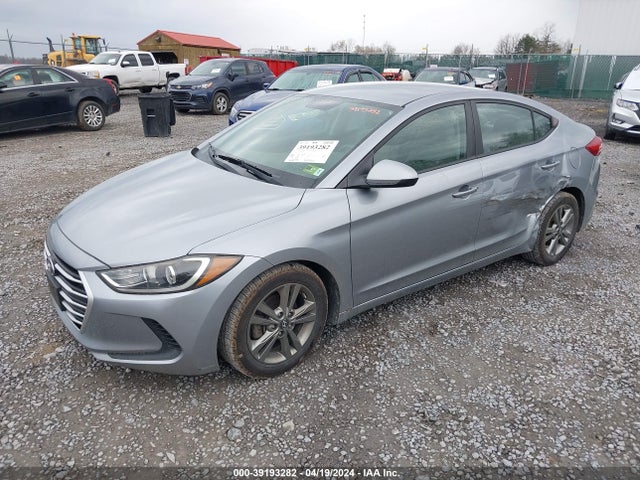 Hyundai ELANTRA SE 2017 5NPD84LF2HH145203 Image 2