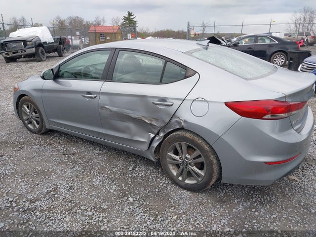 Hyundai ELANTRA SE 2017 5NPD84LF2HH145203 Image 3