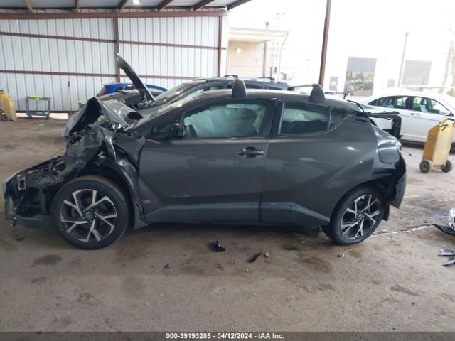 NMTKHMBX9JR030713 Toyota C-hr Xle Premium