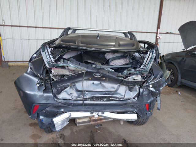 NMTKHMBX9JR030713 Toyota C-hr Xle Premium