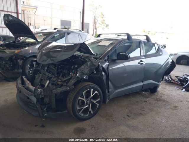 NMTKHMBX9JR030713 Toyota C-hr Xle Premium