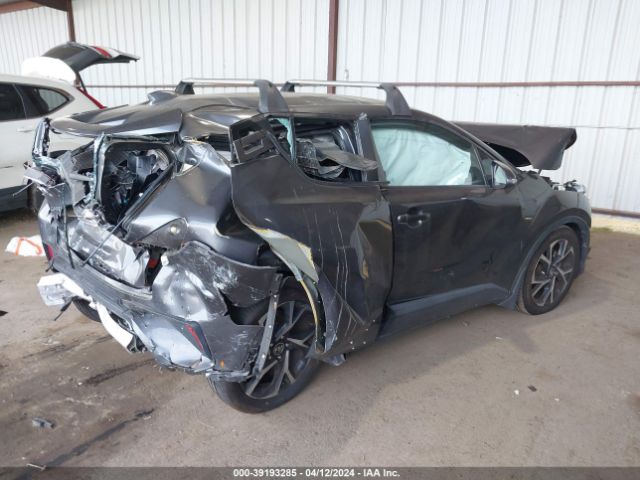 NMTKHMBX9JR030713 Toyota C-hr Xle Premium