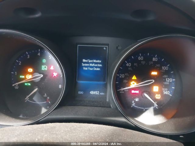 NMTKHMBX9JR030713 Toyota C-hr Xle Premium
