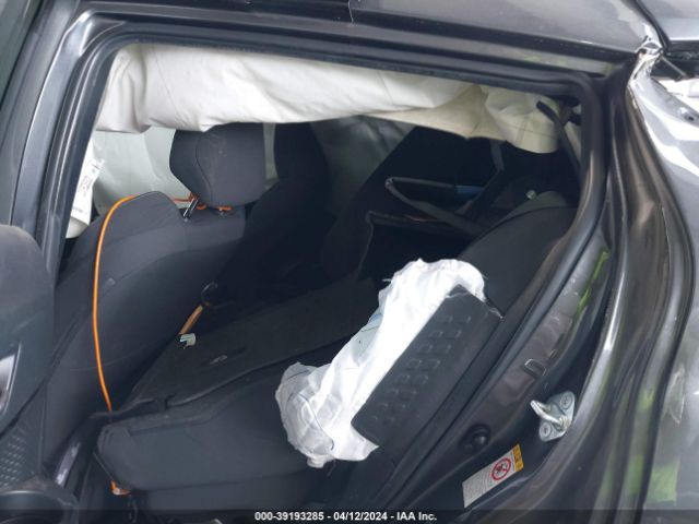 NMTKHMBX9JR030713 Toyota C-hr Xle Premium
