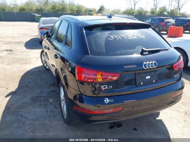 WA1ECCFS3HR012958 Audi Q3 2.0t Premium