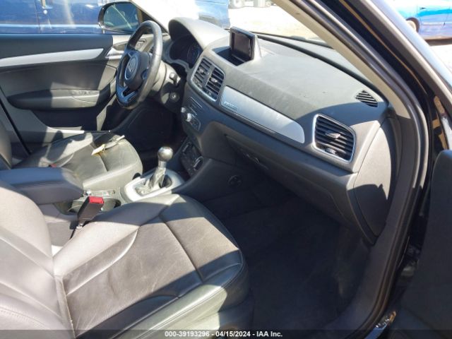 WA1ECCFS3HR012958 Audi Q3 2.0t Premium