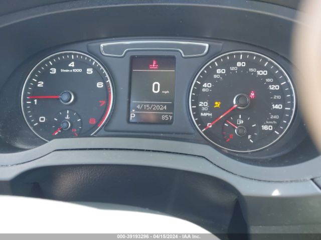 WA1ECCFS3HR012958 Audi Q3 2.0t Premium