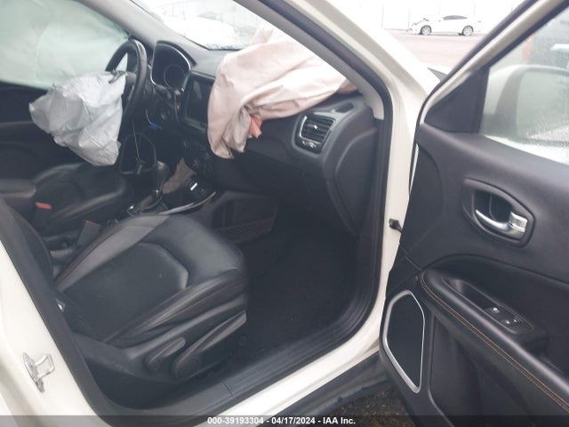 3C4NJCCB3KT676238 Jeep Compass Limited Fwd