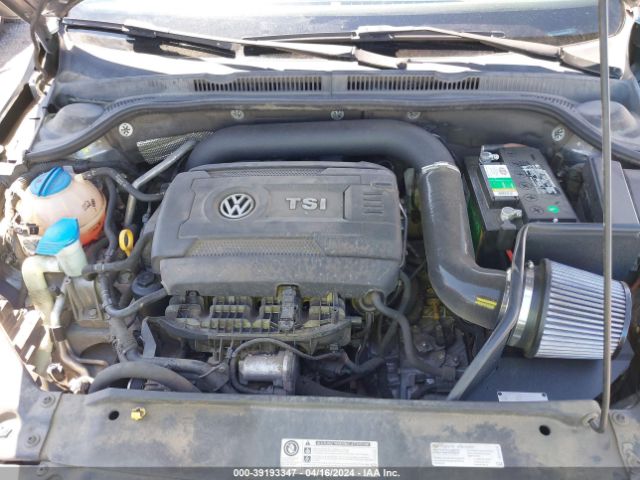 3VWD17AJ2HM298121 Volkswagen Jetta 1.8t Sport