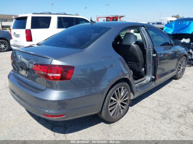3VWD17AJ2HM298121 Volkswagen Jetta 1.8t Sport
