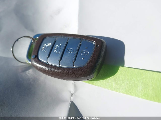 Hyundai Elantra Value Edition 2020 5NPD84LF0LH544796 Image 11