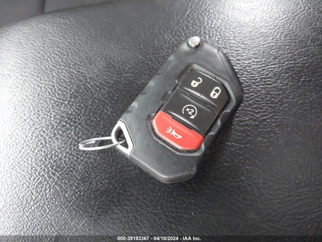 1C6JJTAG5LL182027 Jeep Gladiator Sport S 4x4