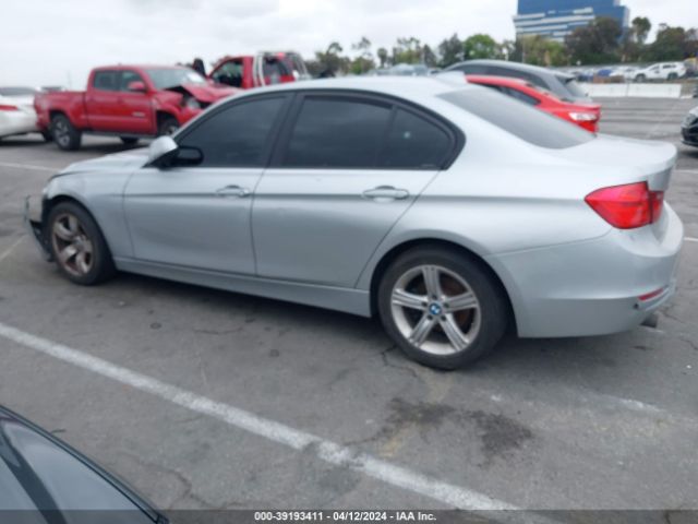 WBA3B1G52FNT63598 BMW 320i