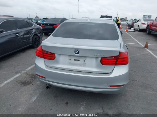 WBA3B1G52FNT63598 BMW 320i