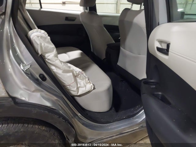 Toyota Corolla Cross L 2022 7MUAAABG7NV025277 Image 8
