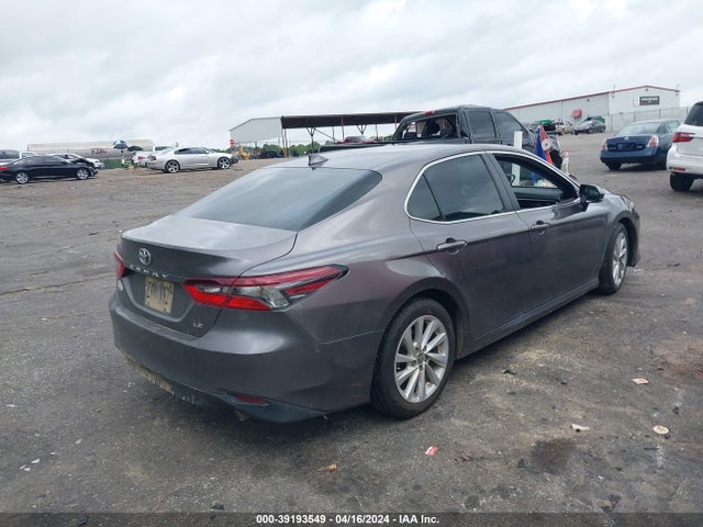 Toyota CAMRY LE 2022 4T1C11AK4NU654950 Image 4