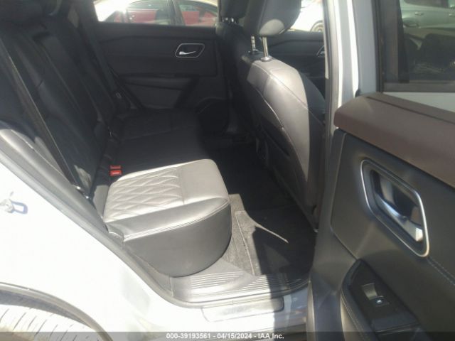 JN8AT3DC8MW104857 Nissan Rogue Platinum Fwd