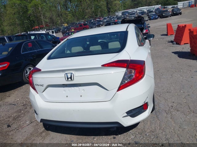 Honda Civic Lx 2018 19XFC2F57JE204237 Image 16