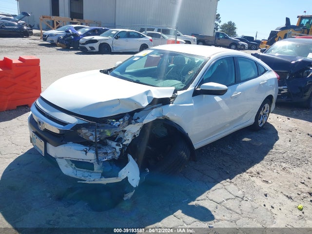 Honda Civic Lx 2018 19XFC2F57JE204237 Image 2