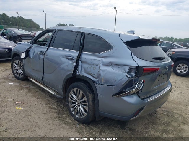 Toyota Highlander Platinum 2021 5TDFZRBH3MS138822 Image 3