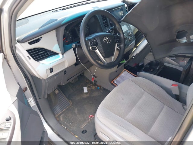Toyota Sienna Le 8 Passenger 2015 5TDKK3DC8FS537293 Image 5