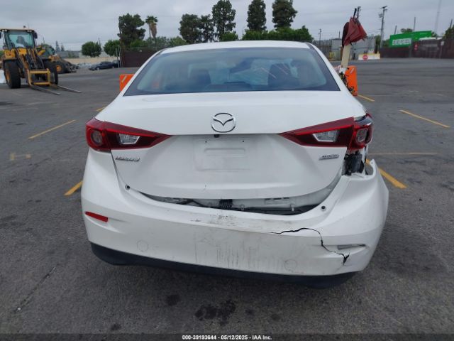3MZBN1V72HM121902 Mazda Mazda3 Touring
