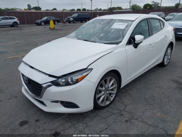 3MZBN1V72HM121902 Mazda Mazda3 Touring