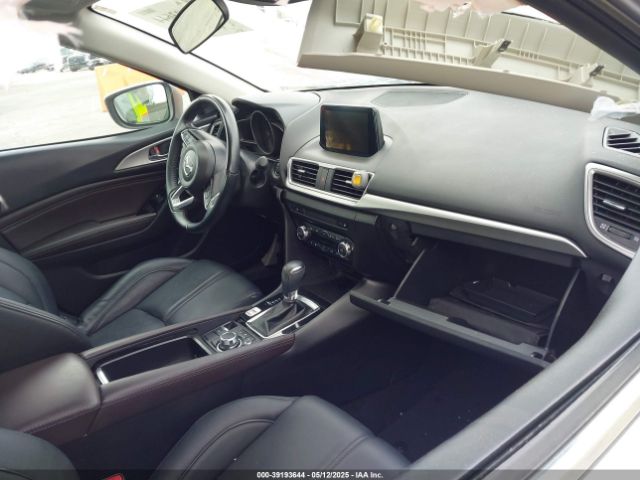 3MZBN1V72HM121902 Mazda Mazda3 Touring