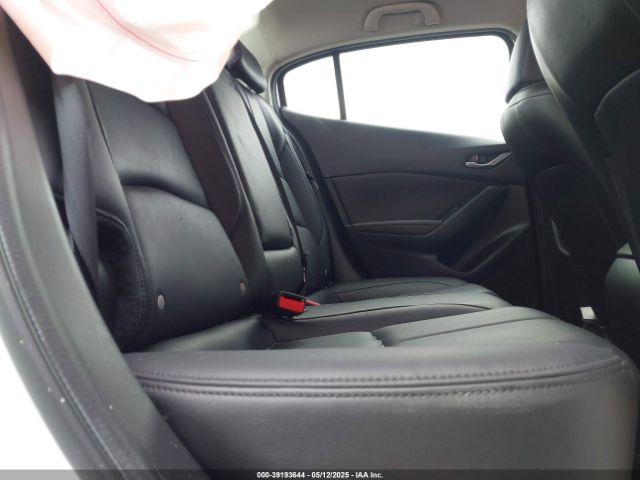 3MZBN1V72HM121902 Mazda Mazda3 Touring