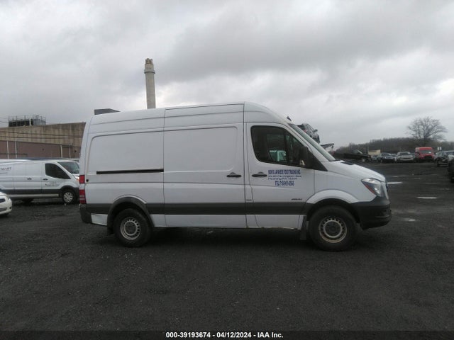 Mercedes-Benz Sprinter 2500 Normal Roof 2014 WD3PE7CC7E5859007 Image 13