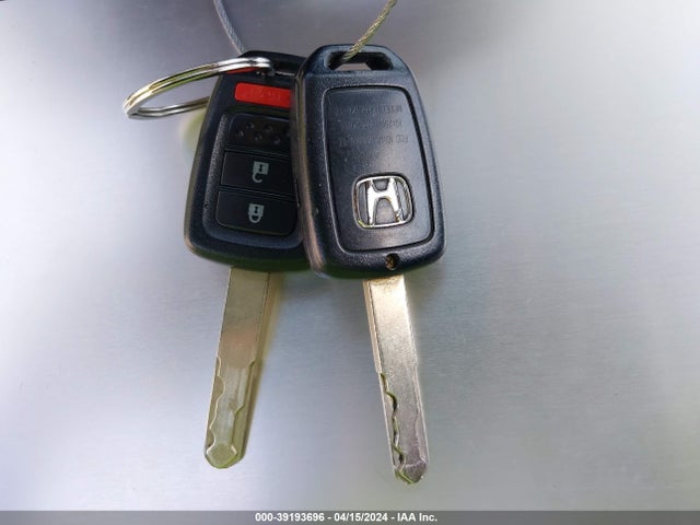 Honda FIT LX 2017 JHMGK5H58HS009467 Image 11