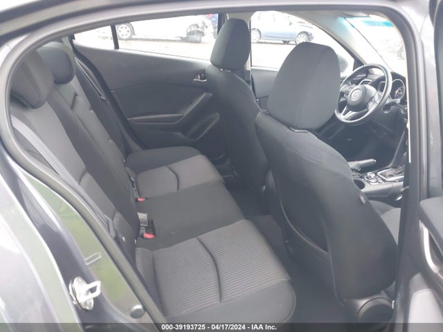 Mazda Mazda3 I Touring 2016 JM1BM1W73G1314267 Image 8