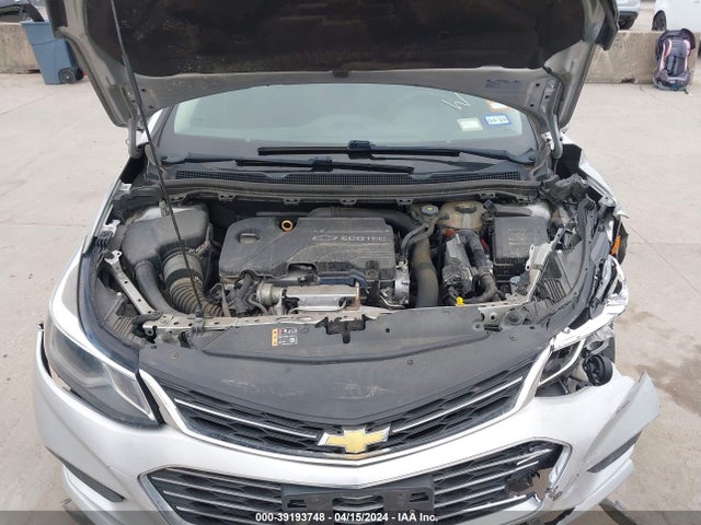 Chevrolet Cruze Lt Auto 2018 1G1BE5SM0J7161750 Image 10