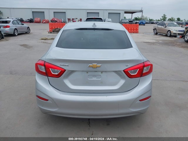 Chevrolet Cruze Lt Auto 2018 1G1BE5SM0J7161750 Image 16