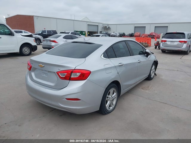 Chevrolet Cruze Lt Auto 2018 1G1BE5SM0J7161750 Image 4