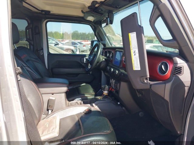 1C4HJXFG5JW113339 Jeep Wrangler Unlimited Rubicon 4x4