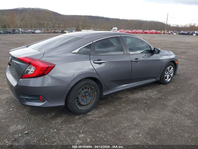 Honda Civic Lx 2018 2HGFC2F59JH526092 Image 4