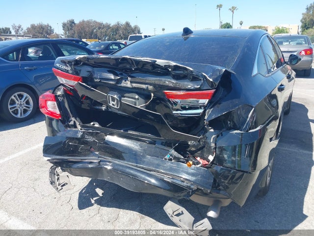 Honda ACCORD LX 2018 1HGCV1F11JA027886 Image 16
