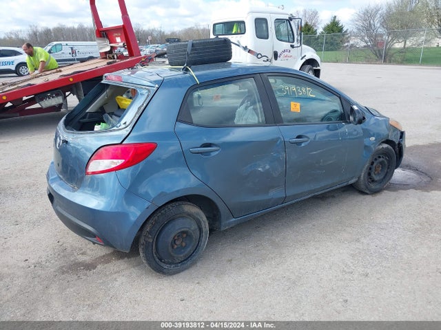 Mazda Mazda2 Sport 2014 JM1DE1KY6E0183651 Image 4