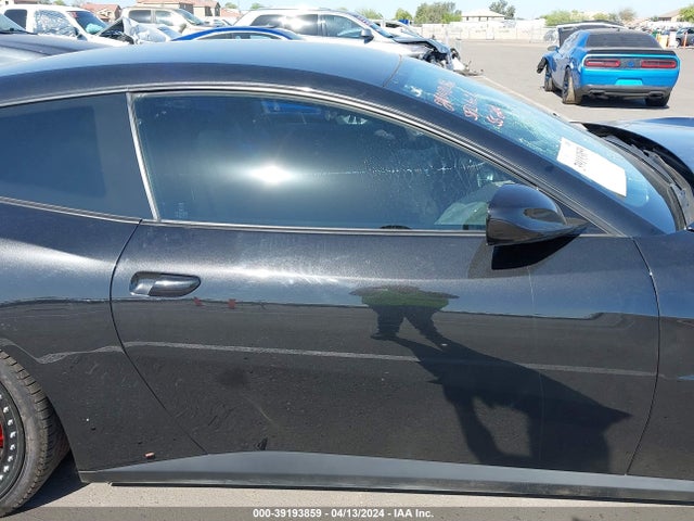 ZFF82WNA5J0233487 Ferrari Gtc4lusso V12